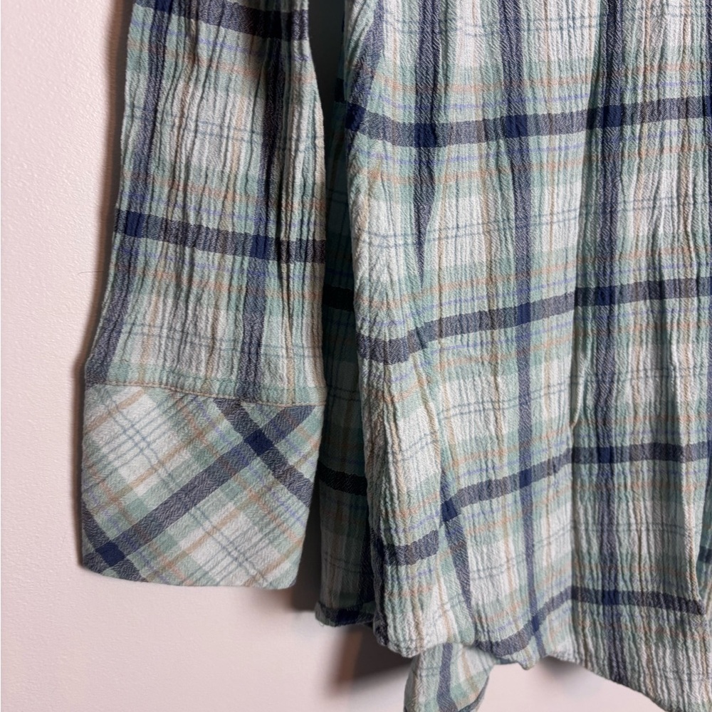 J. Jill Blue Plaid Crinkle Textured Pleated Back Tunic Top - Picture 7 of 9